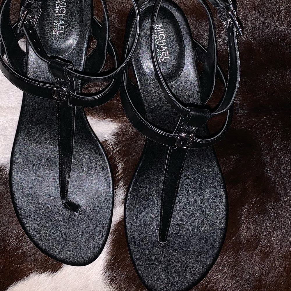 MK SANDALS - Picture 1 of 4